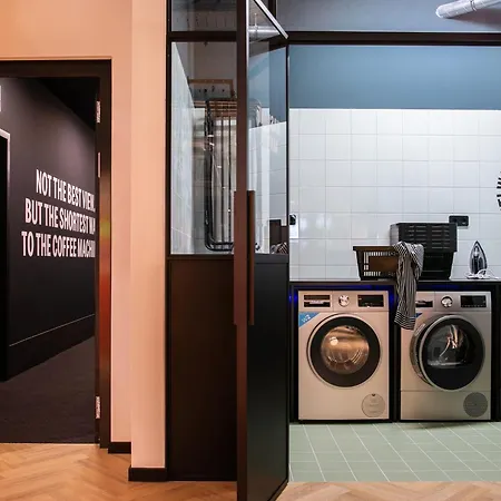 Stayery Ehrenfeld בוכום